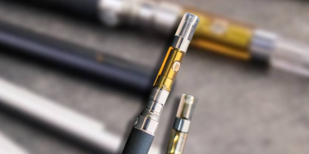 How Long Does A Vape Last? (Battery, Puffs, Disposable Vapes) How Long Does A Vape Last? (Battery, Puffs, Disposable Vapes)