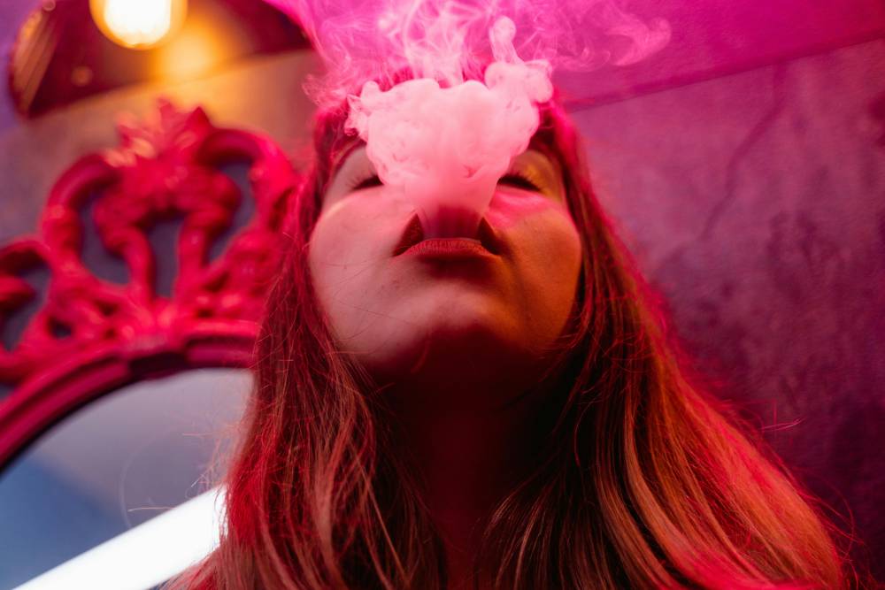 Lost Mary vs Geek Bar Disposable Vape Brand Comparison Lost Mary vs Geek Bar Disposable Vape Brand Comparison